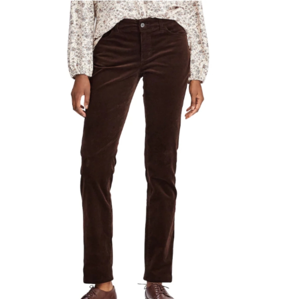 Brown Corduroy Woolrich pants.